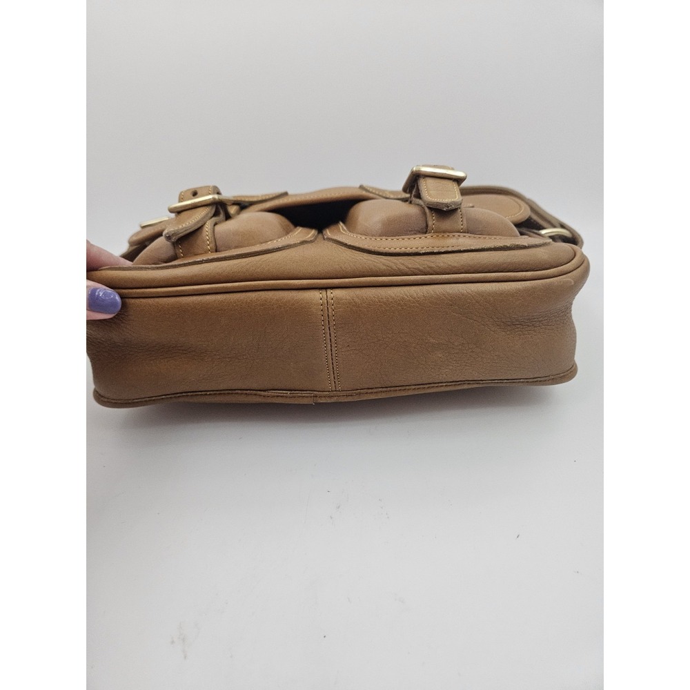 Vintage Dooney & Bourke Honey Pebbled Leather Shoulder Bag U109. - Picture 11 of 15